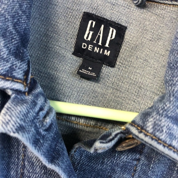 Gap Button Close Long Sleeve Denim Jean Jacket Size Medium Pockets Medium Wash - Picture 3 of 4